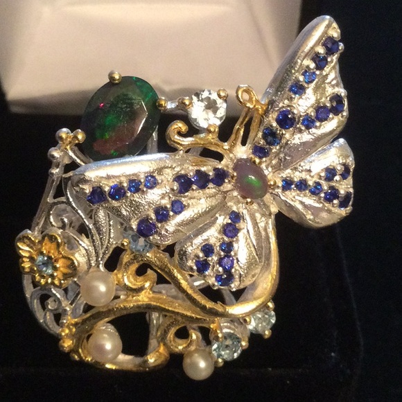 Breathtaking Genuine Sapphire, Black Opals Ring - Picture 2 of 14